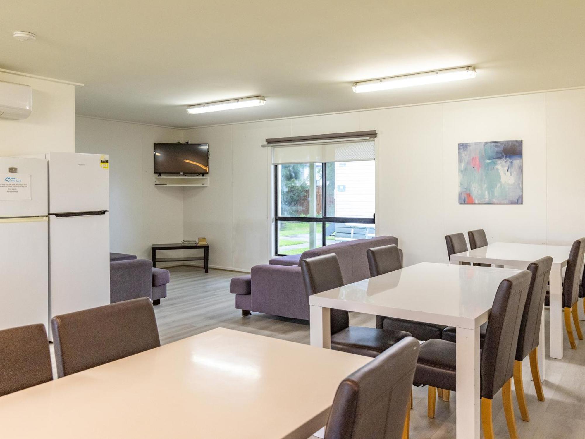 Nrma Warrnambool Riverside Holiday Park エクステリア 写真