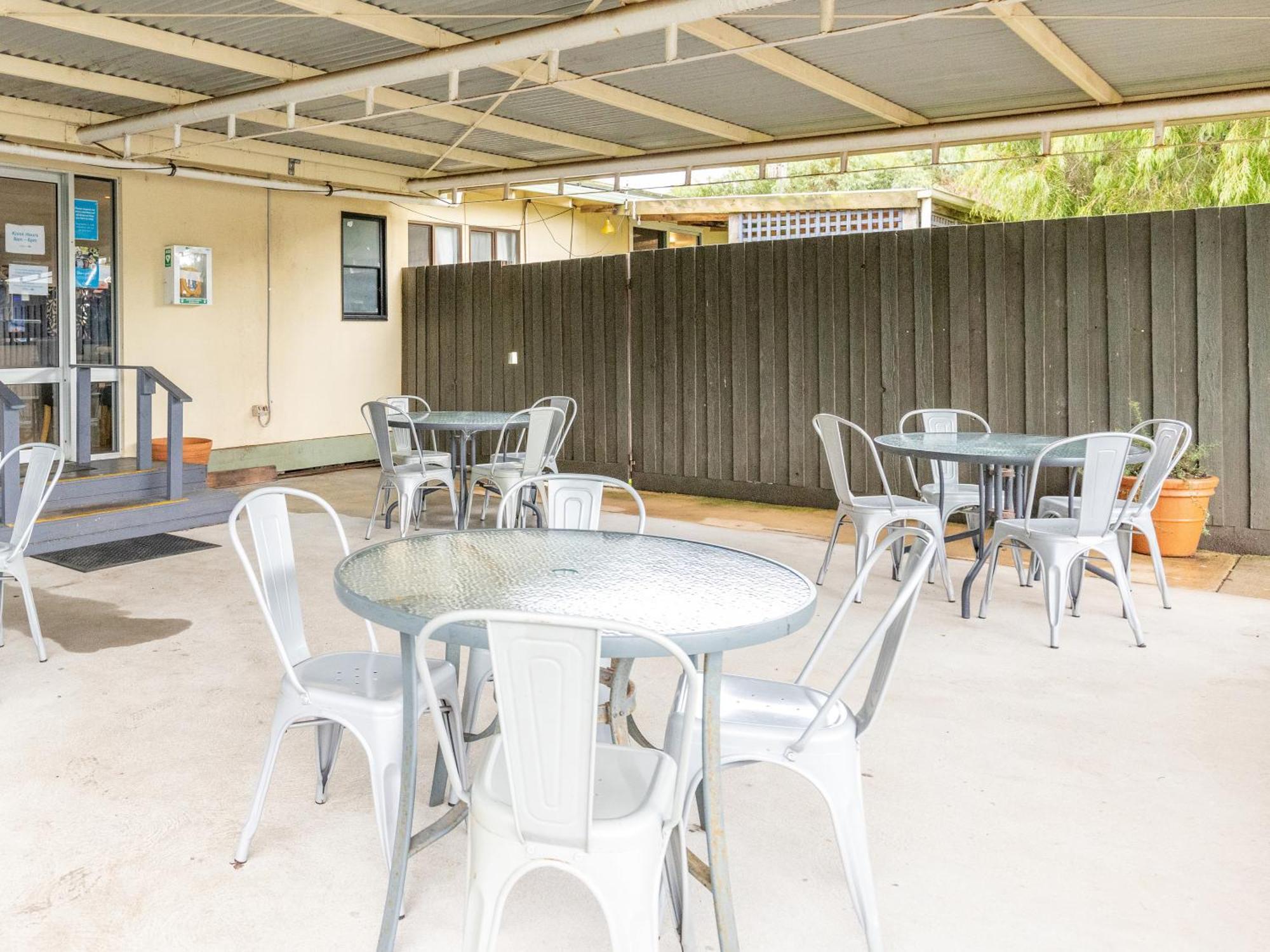 Nrma Warrnambool Riverside Holiday Park エクステリア 写真
