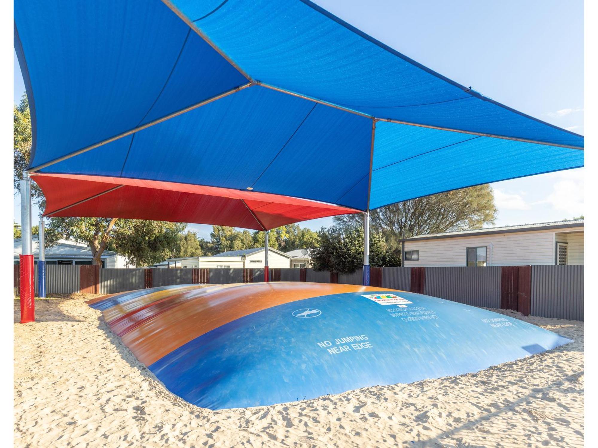 Nrma Warrnambool Riverside Holiday Park エクステリア 写真