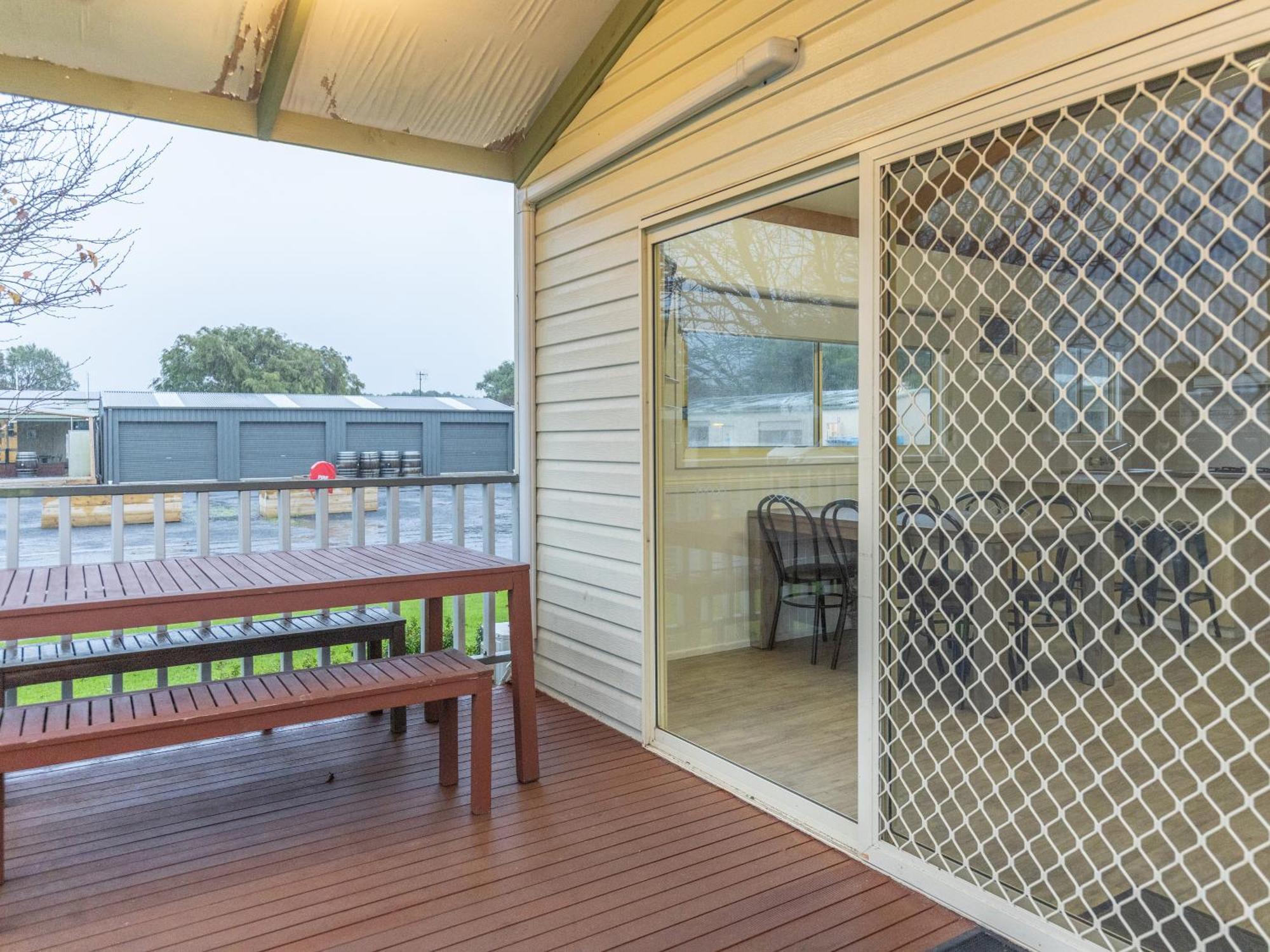 Nrma Warrnambool Riverside Holiday Park 部屋 写真