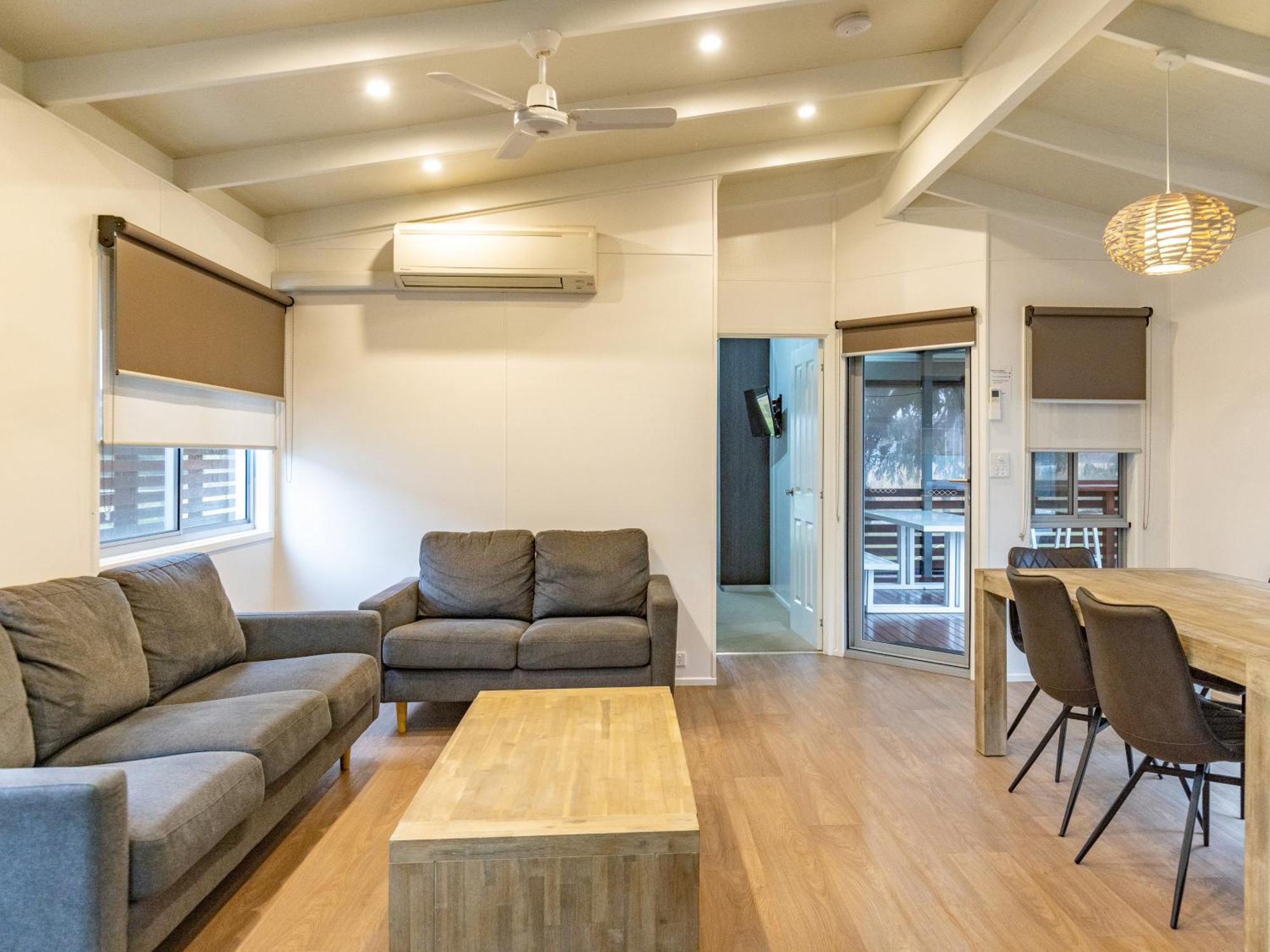 Nrma Warrnambool Riverside Holiday Park 部屋 写真