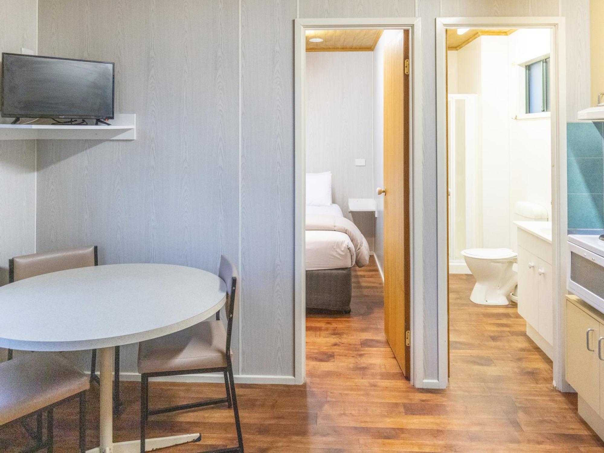 Nrma Warrnambool Riverside Holiday Park 部屋 写真