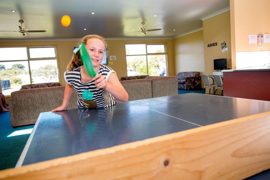Nrma Warrnambool Riverside Holiday Park エクステリア 写真