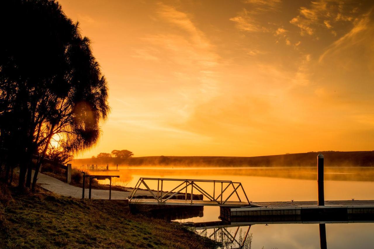 Nrma Warrnambool Riverside Holiday Park エクステリア 写真